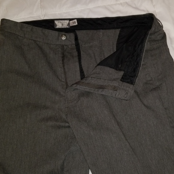 Volcom shake shorts size 36 men's - Picture 5 of 5